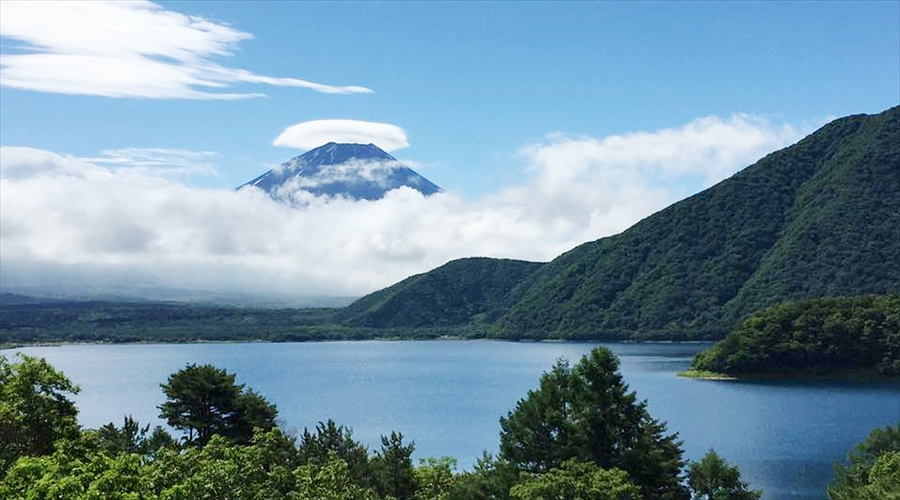 教えたいけど教えたくない場所 青く静かな湖で極上の湖上散歩 本栖湖 Sup