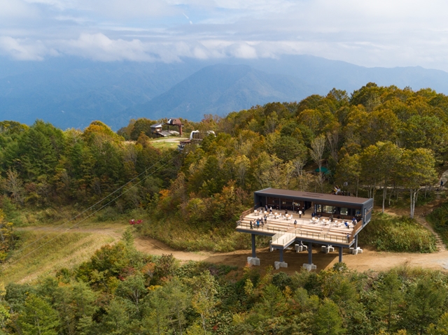 ハクバ マウンテンハーバーがオープン 白馬岩岳の新しい魅力とは