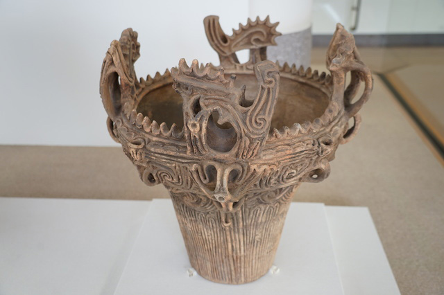工作好きキッズの創作意欲が爆発!親子で縄文土器づくりに初挑戦してみました【あそびチャレンジ#11 縄文土器づくり編】