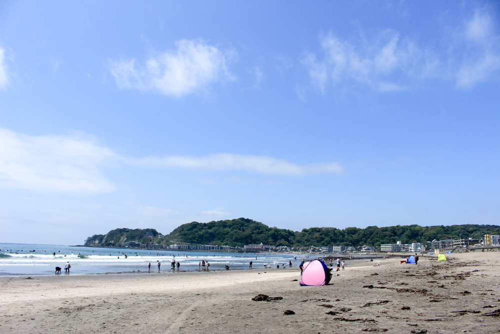 鎌倉にある由比ヶ浜海水浴場で夏を満喫しよう 駅から徒歩圏内でアクセス便利