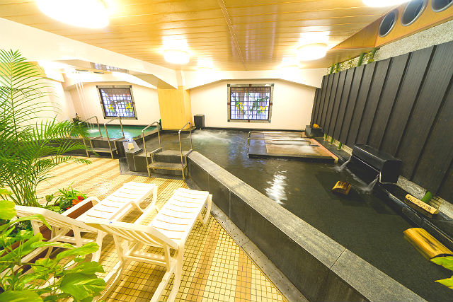 おすすめ8選 名古屋 日帰り温泉まとめ カップル向けの貸切風呂やサウナ 岩盤浴など