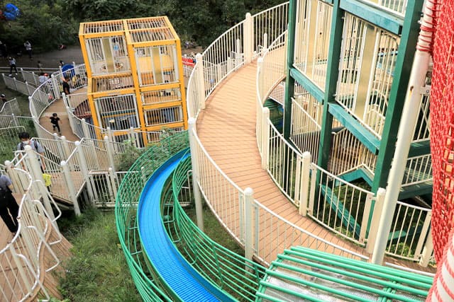 子どもの遊び場の宝庫 こども自然公園の見どころを徹底レポート