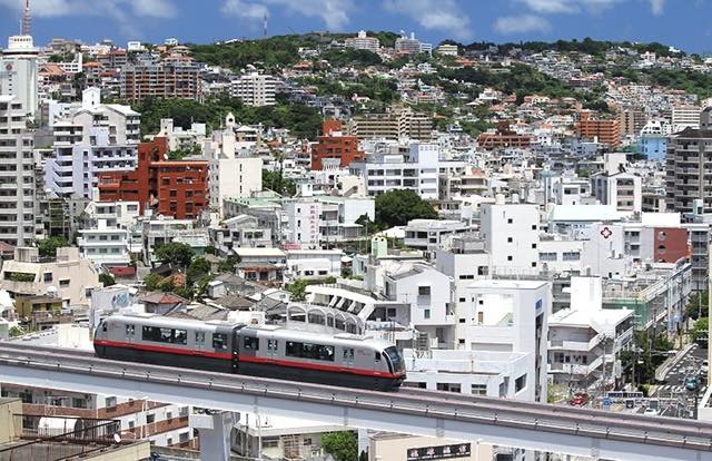 人口増加が止まらない 沖縄県の特殊な人口事情