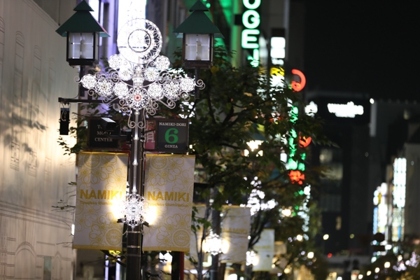 銀座通りのイルミネーションの写真